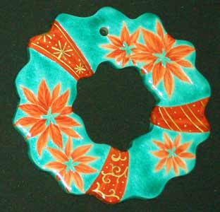 九谷焼陶器のクリスマオーナメント～呉須赤絵リースポインセチア