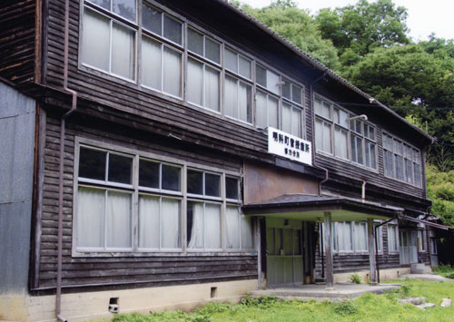 写真陶板制作例~小学校木造校舎 写真陶板制作例~小学校木造校舎