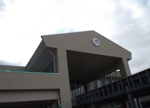 校章陶板校舎サイン