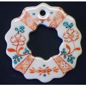 「呉須赤絵風?リース」サイズ：約9cmΦ クリスマスリースに伝統の呉須赤絵